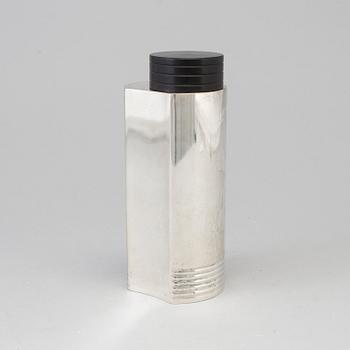 A silvered metal shaker by Folke Arström for GAB in Stockholm, first half of the 20th century.