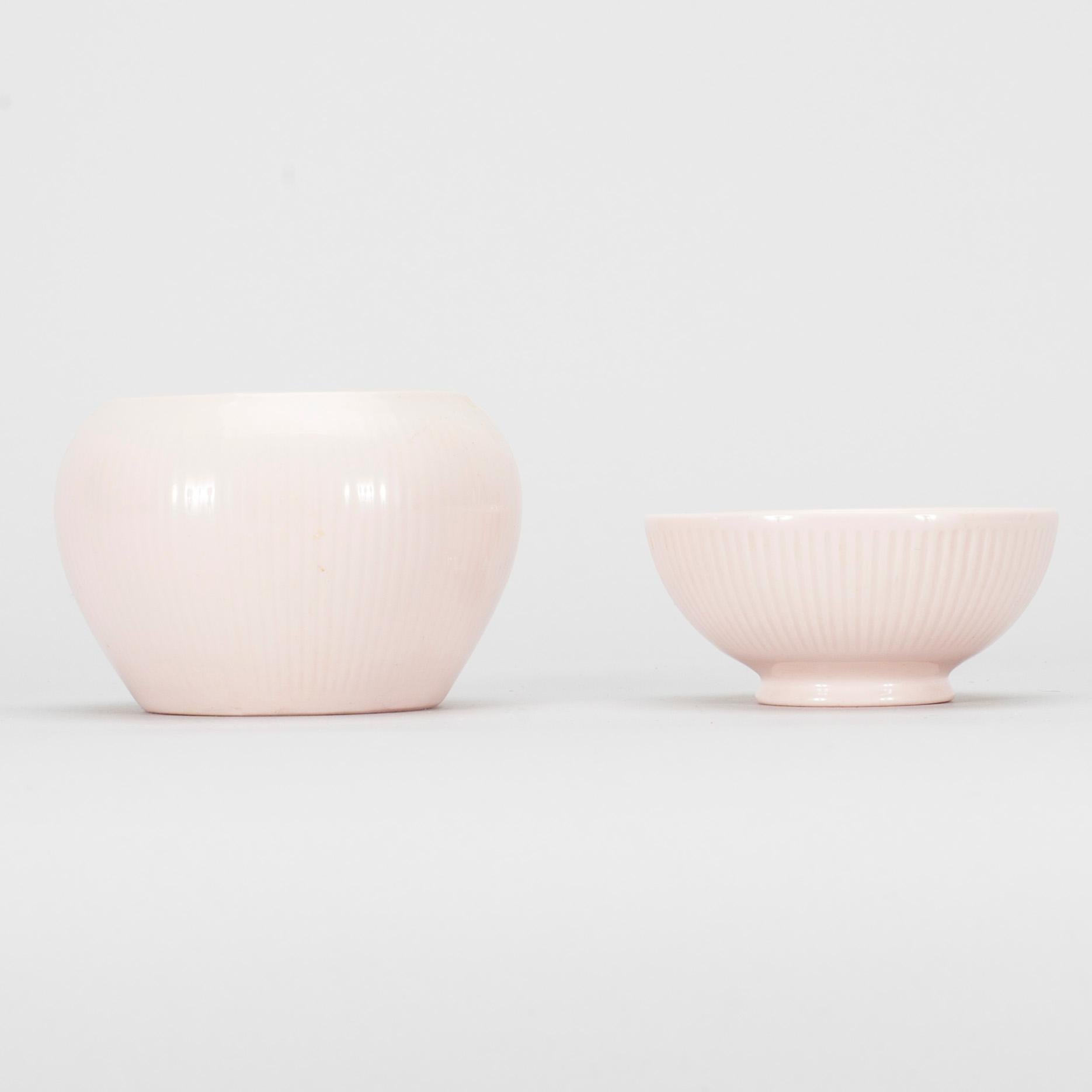 SERVISDELAR, 86 delar, "Sointu" design Kaj Franck, Arabia 1960-tal.