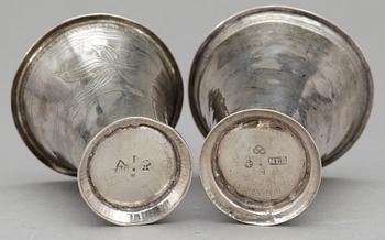 BÄGARE, 2 st, silver, bland annat Nils Ljungberg, Örebro 1766. Vikt ca 108 gram.