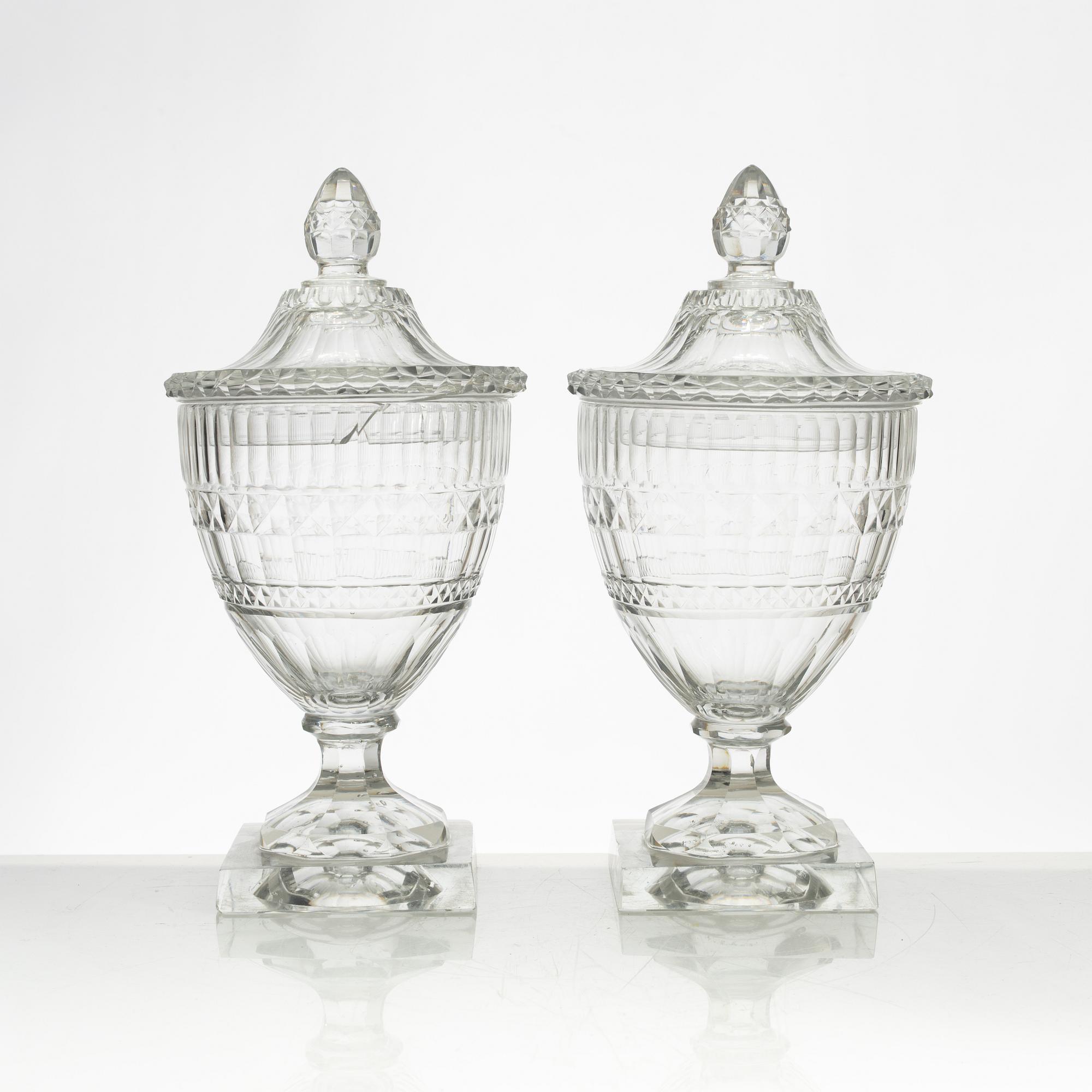 A pair of glass bonbonnières, probably Ireland. 19th century.