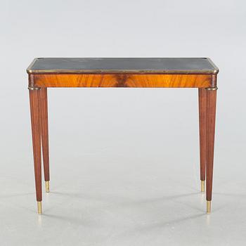 A side table, first half of the 20th century.