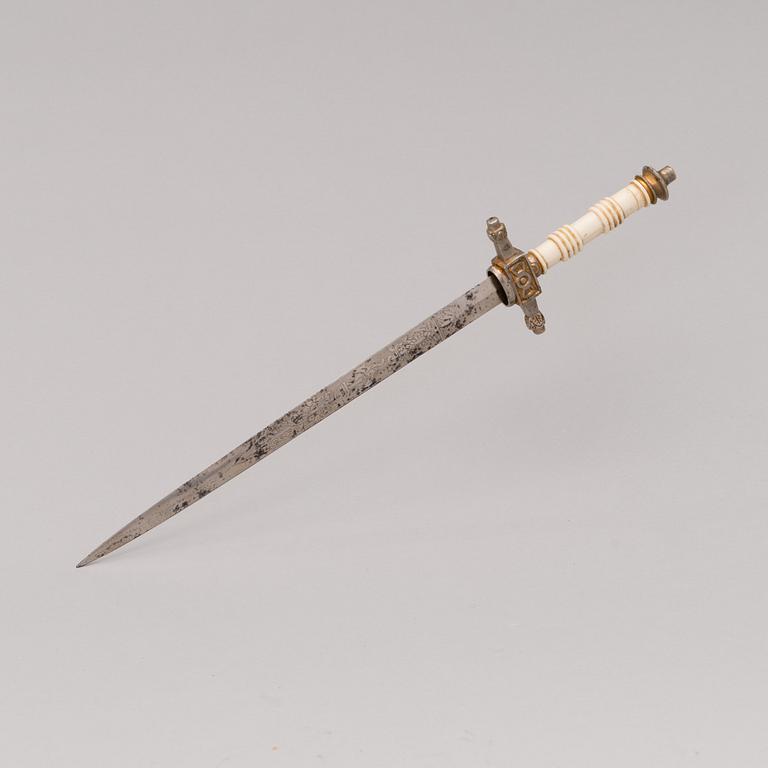 A German dagger by E&F Hörster Solingen, ca 1900.