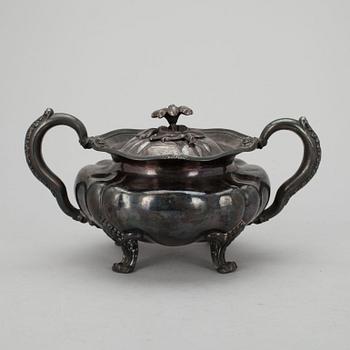 SOCKERSKÅL, silver, S:t Petersburg, Ryssland, mästarstämpel A.W.R, 1800-talets slut. Vikt 528,9 g.