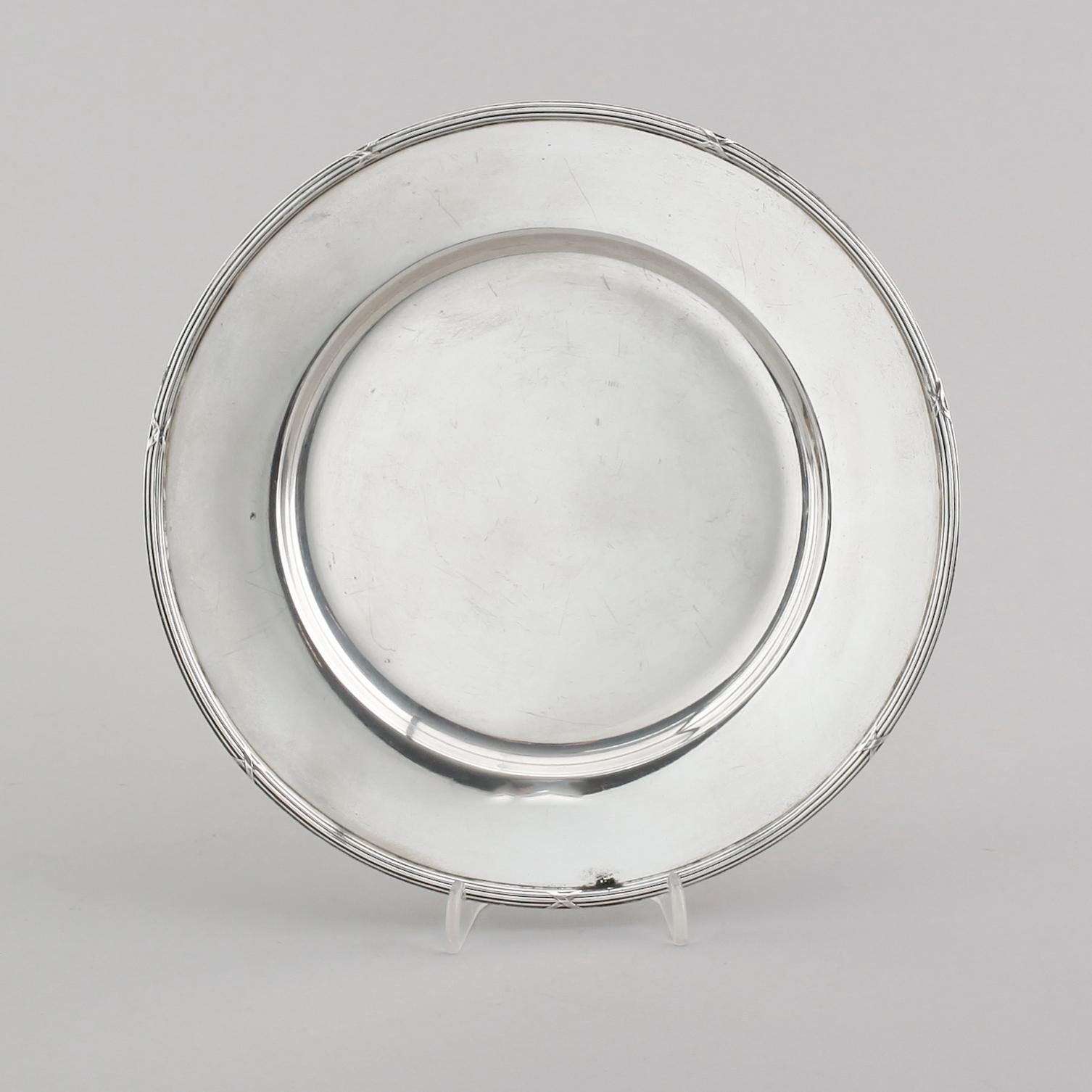 TALLRIK, silver, Stockholm 1917. Vikt ca 307 gram.