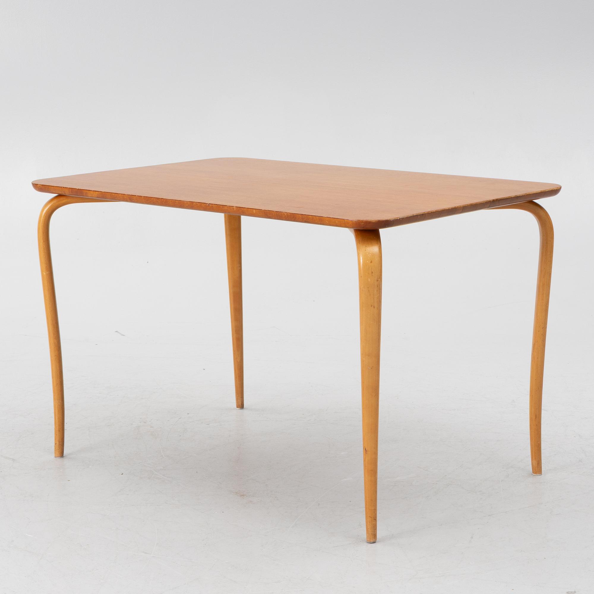 Bruno Mathsson, soffbord , Värnamo, 1942.