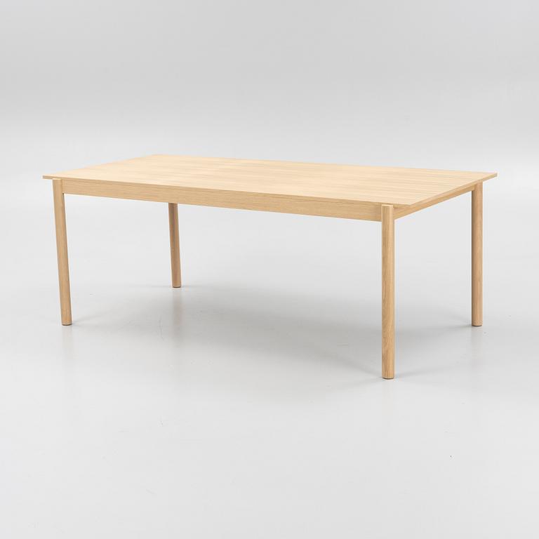 Thomas Bentzen, matbord, "Linear Wooden Table", Muuto, Danmark.