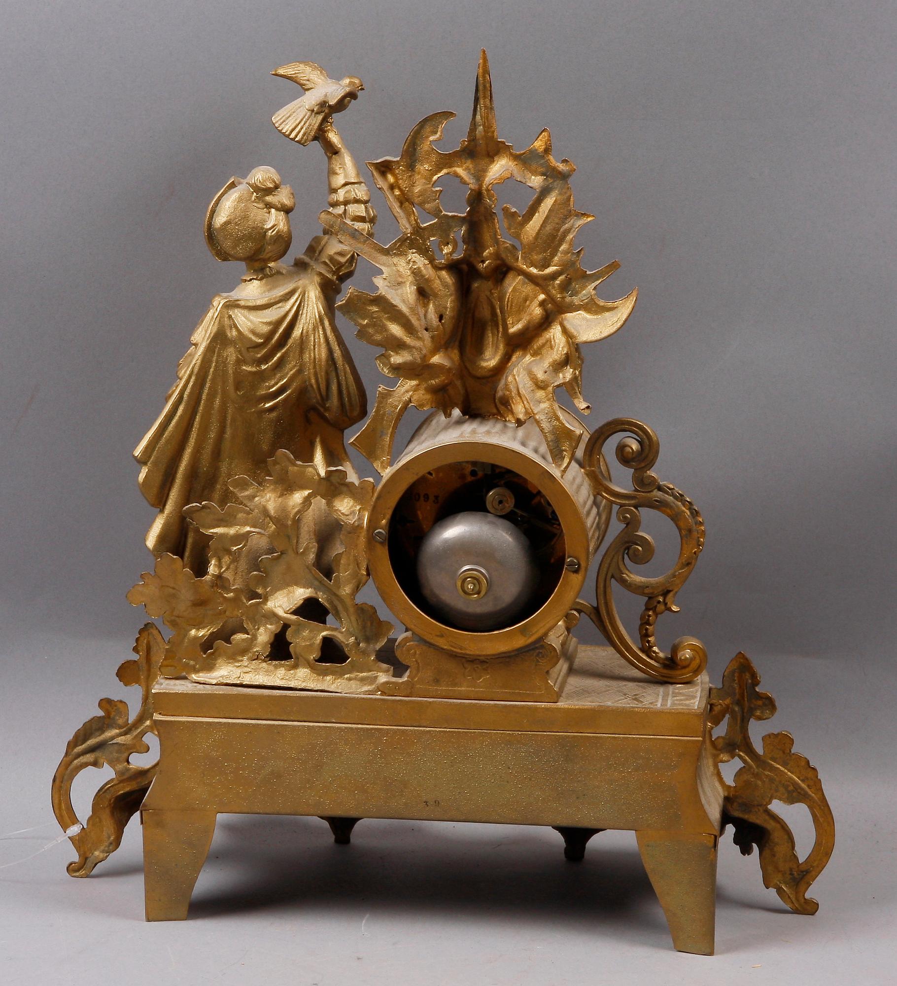 BORDSPENDYL, nyrenässans, 1800-tal.