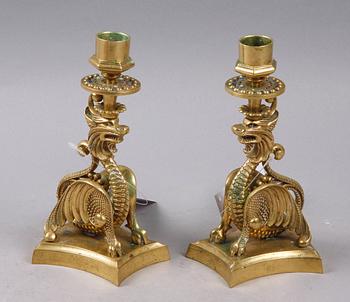 LJUSSTAKAR, ett par, mässing, 1900-tal.