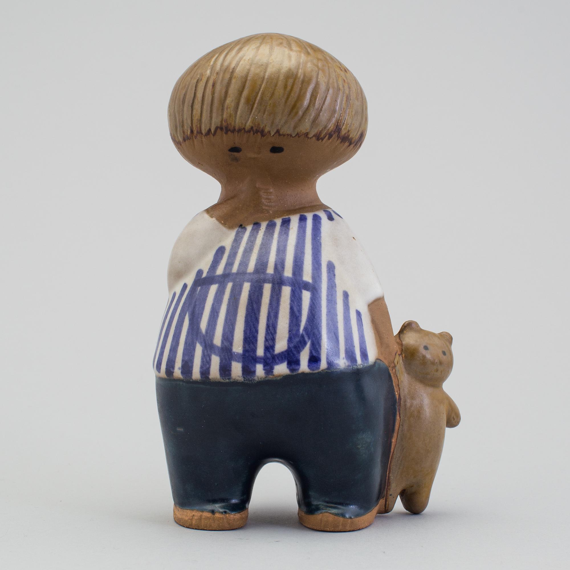 LISA LARSON, figurin i stengods, "Malin", Gustavsberg. I produktion 1962-1980.