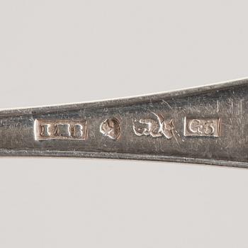 Bordskedar, 11 st, silver, mestadels av Michael Olof Barkman, Varberg, 1845.