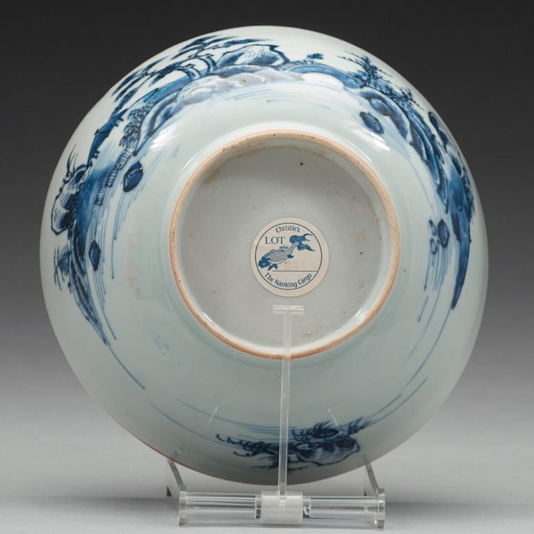 A blue and white bowl, Qing dynasty, Qianlong (1736-95).