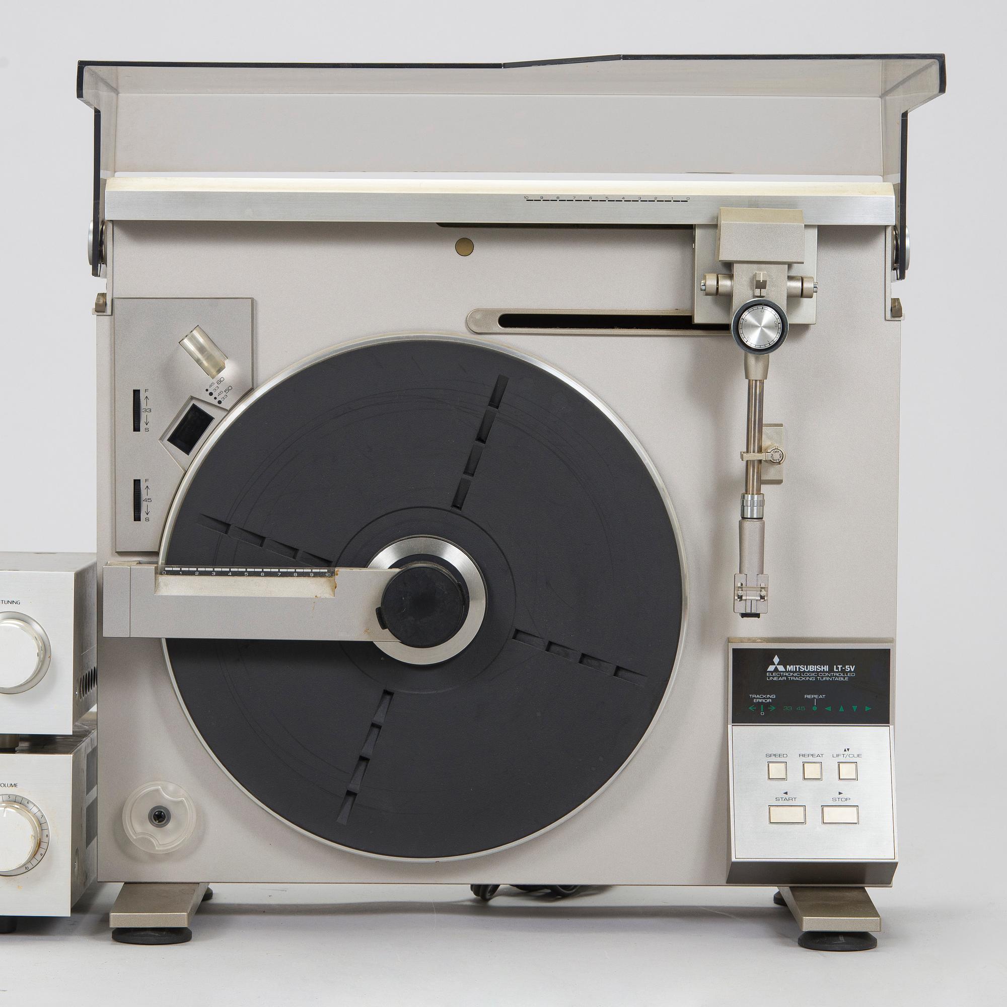 Vinylspelare, modell LT-5V, samt förstärkare och tuner, Mitsubishi, 1980-tal.