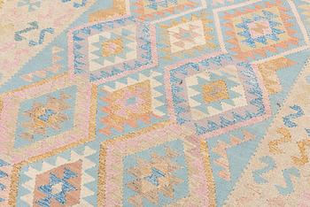 A Kelim carpet, c. 252 x 200 cm.