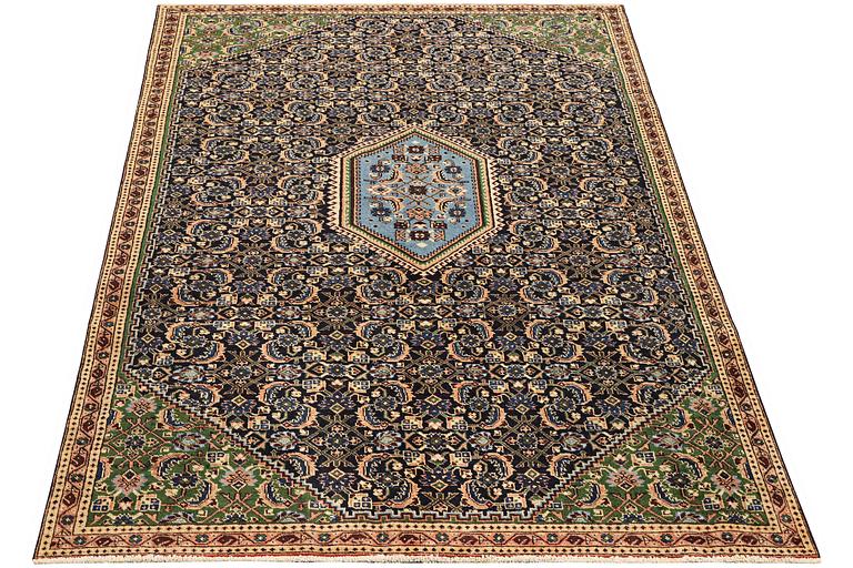 An Ardebil rug, c. 288 x 181 cm.