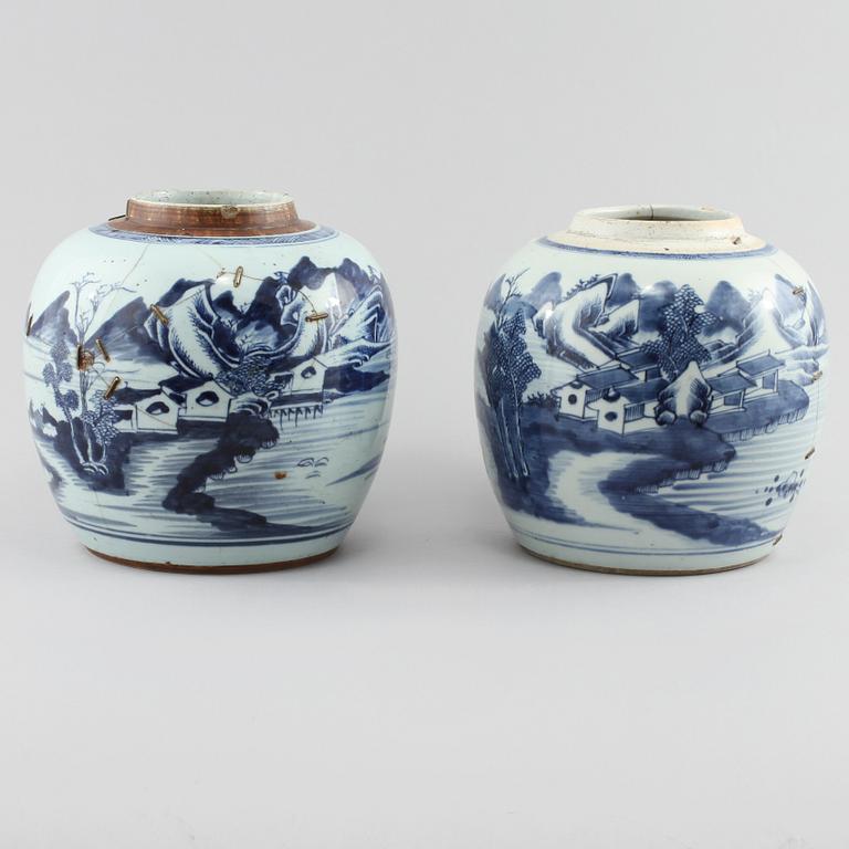 BOJANER, 2 st, porslin, Kina, 1800-tal.