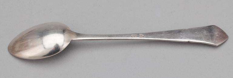 BORDSSKEDAR, silver, 12 st, Anders Jonas Björkman, Stockholm, bl.a 1832. Vikt ca 785g.