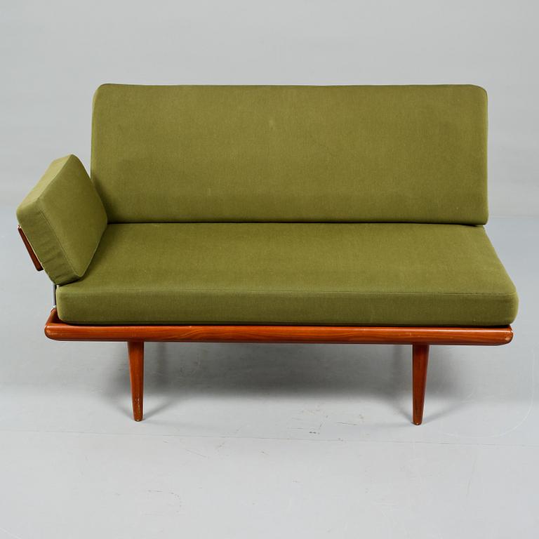 SOFFA, "Minerva", Peter Hvidt och Orla Mölgaard Nielsen, France Daverkosen, 1950/1960-tal.