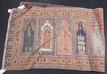 GALLERIMATTA, orientalisk. Ca 239 x 80.