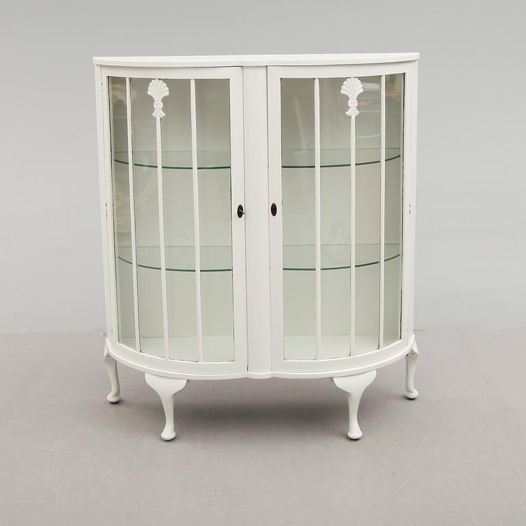 VITRINSKÅP, England, 1900-talets första hälft.