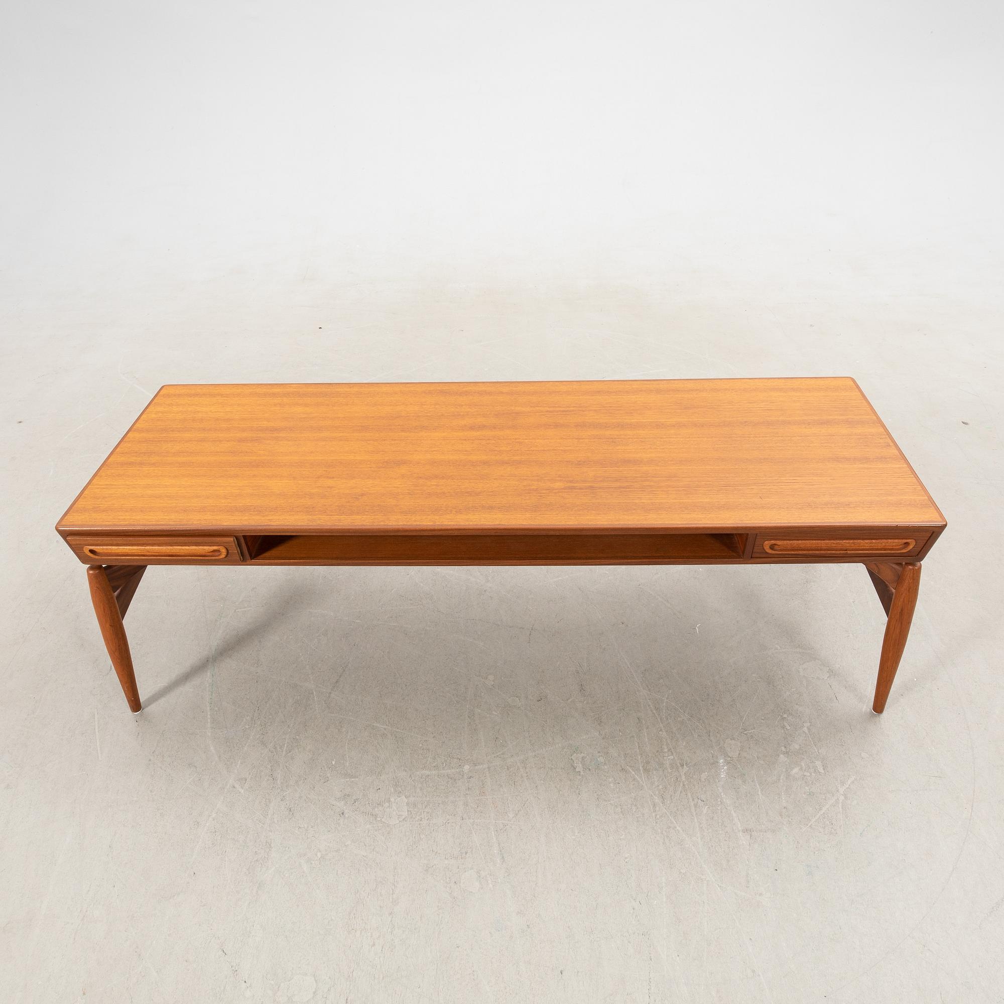 Johannes Andersen, coffee table mid-20th century.