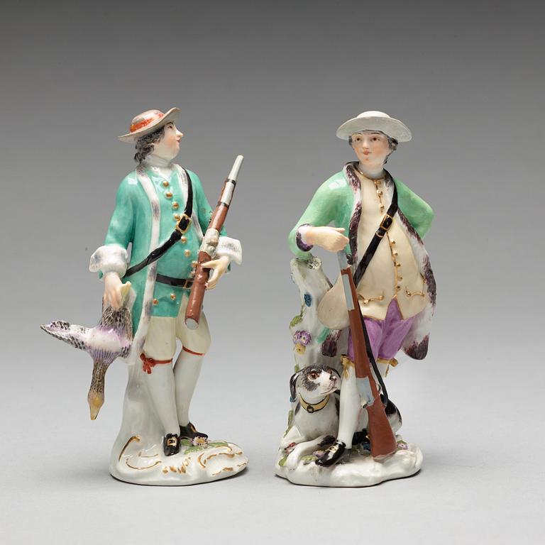 Two Meissen porcelain figures of huntsmen, 18th Century.