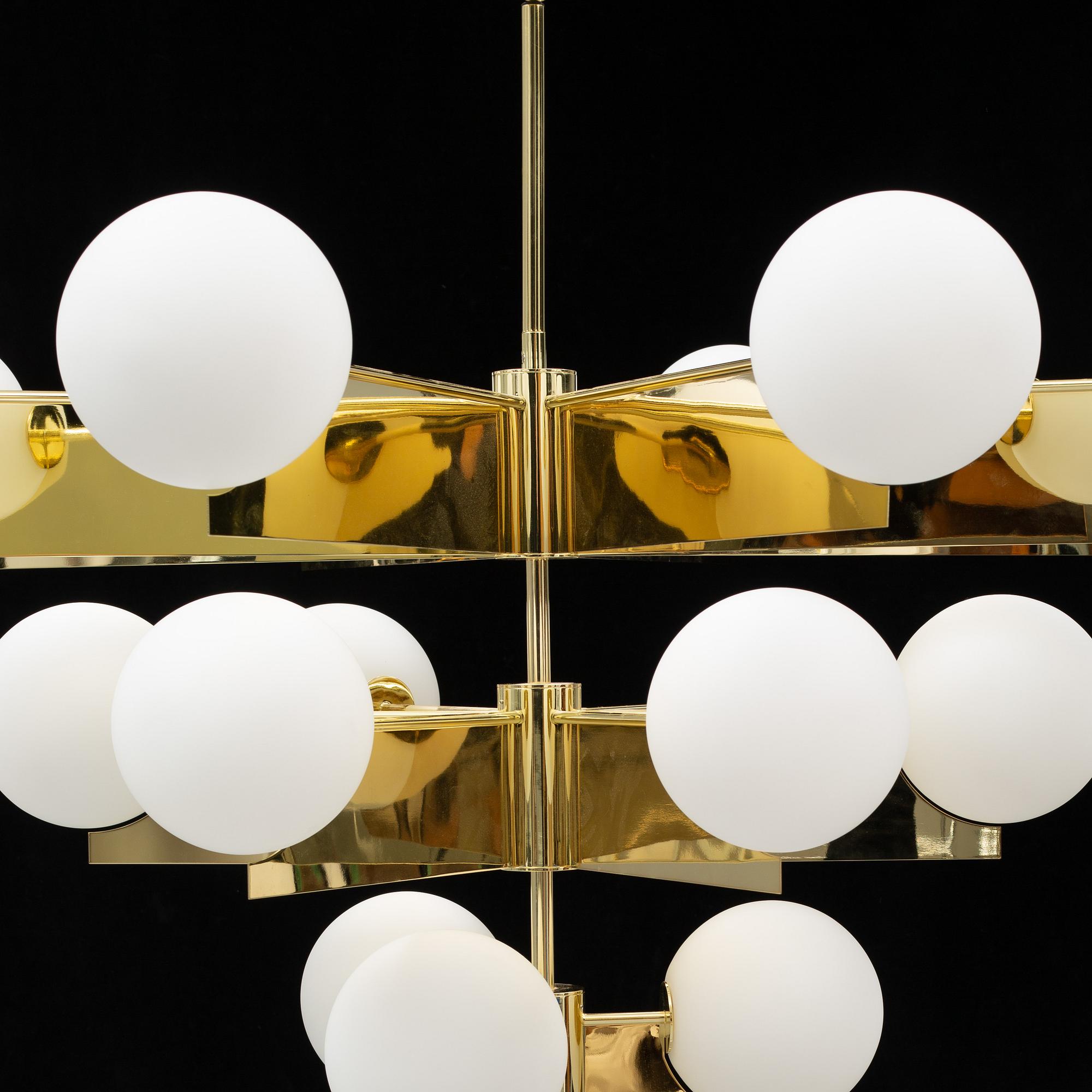 TOM DIXON,