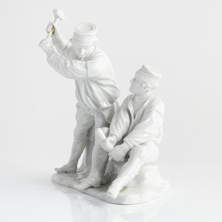A porcelain figurine group, Fürstenberg, Germany, first half of the 20th century.