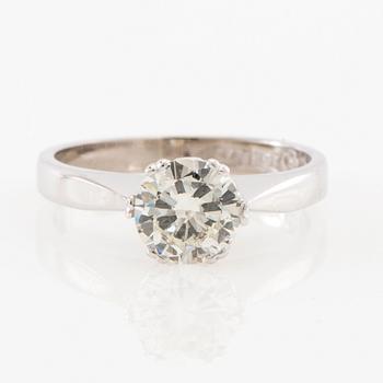 Solitaire ring in 18K white gold with a round brilliant-cut diamond, Bo Cedstam Stockholm 1971.