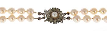 COLLIER, 2-radigt odlade japanska pärlor, ca 7 mm.