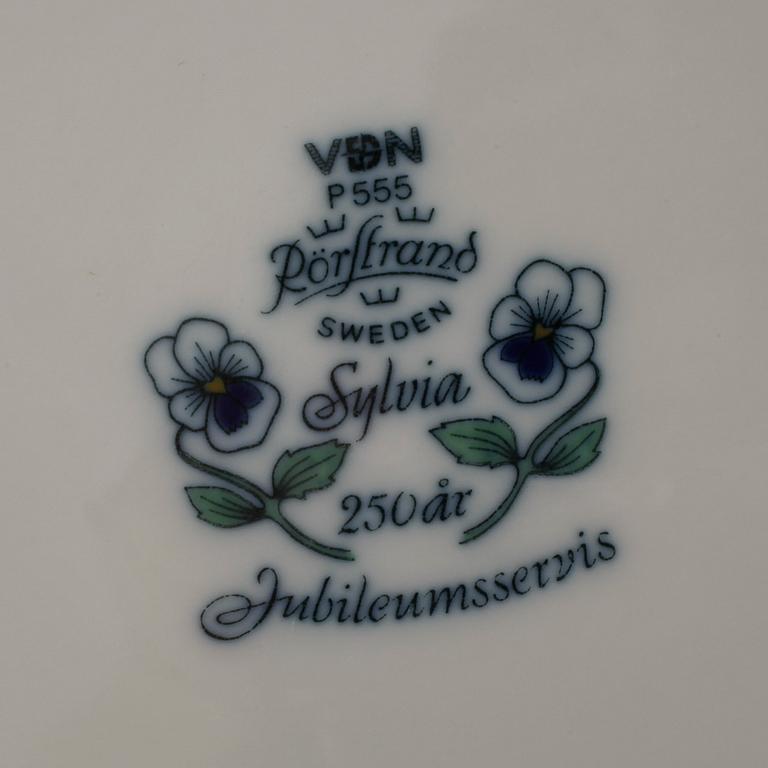 SYLVIA LEUCHOVIUS, 114 servisdelar, porslin, "Sylvia", Jubileumsservis, Rörstrand, 1900-talets andra hälft.