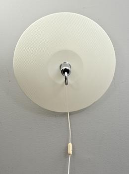 VÄGGLAMPA, design Börje Lindau & Bo Lindekrantz för Zero.
