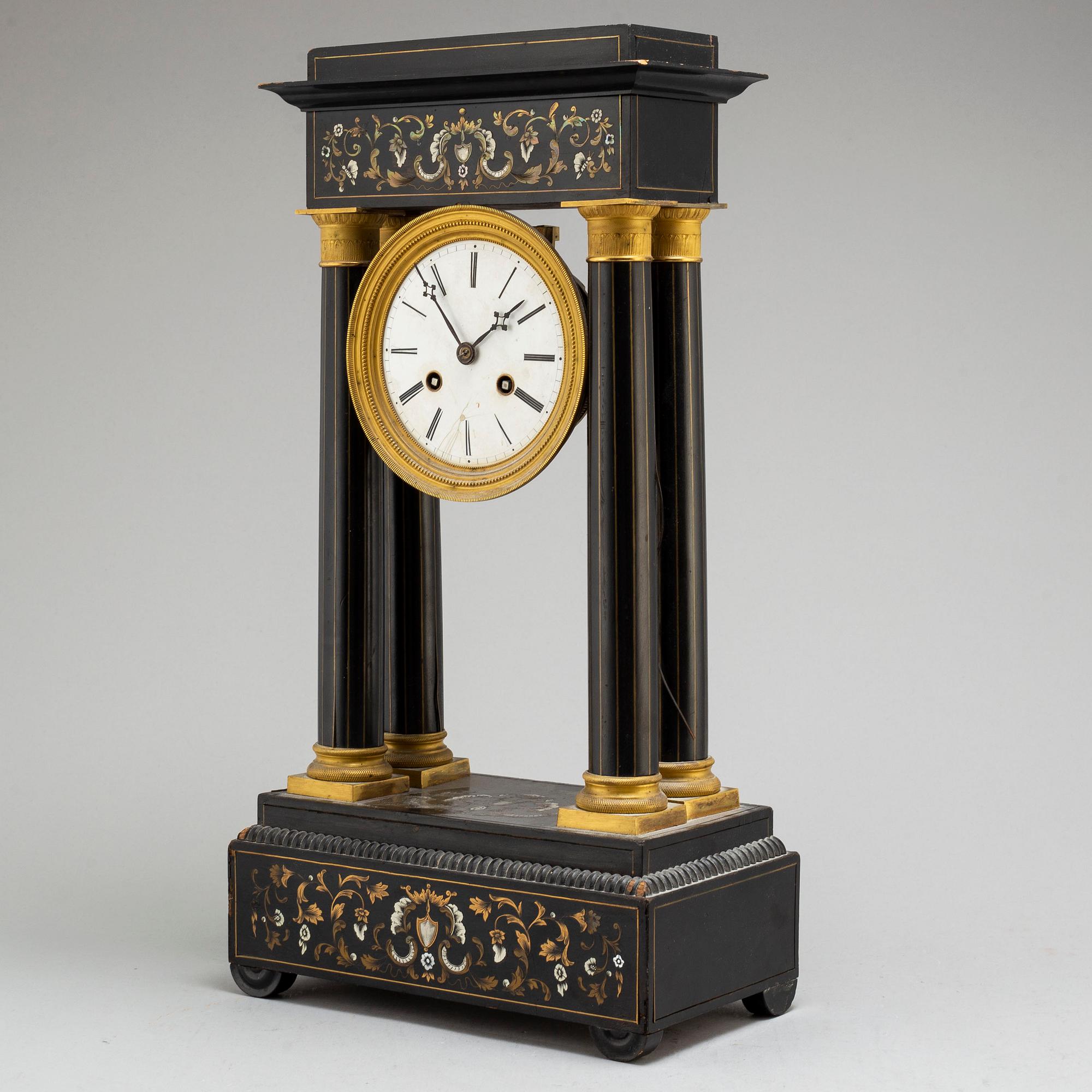 A mid 19th century mantel clock, probably France.