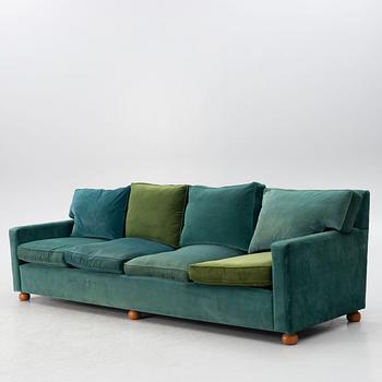 Josef Frank, a 'Långsoffan' sofa, model 3031, Svenskt Tenn.