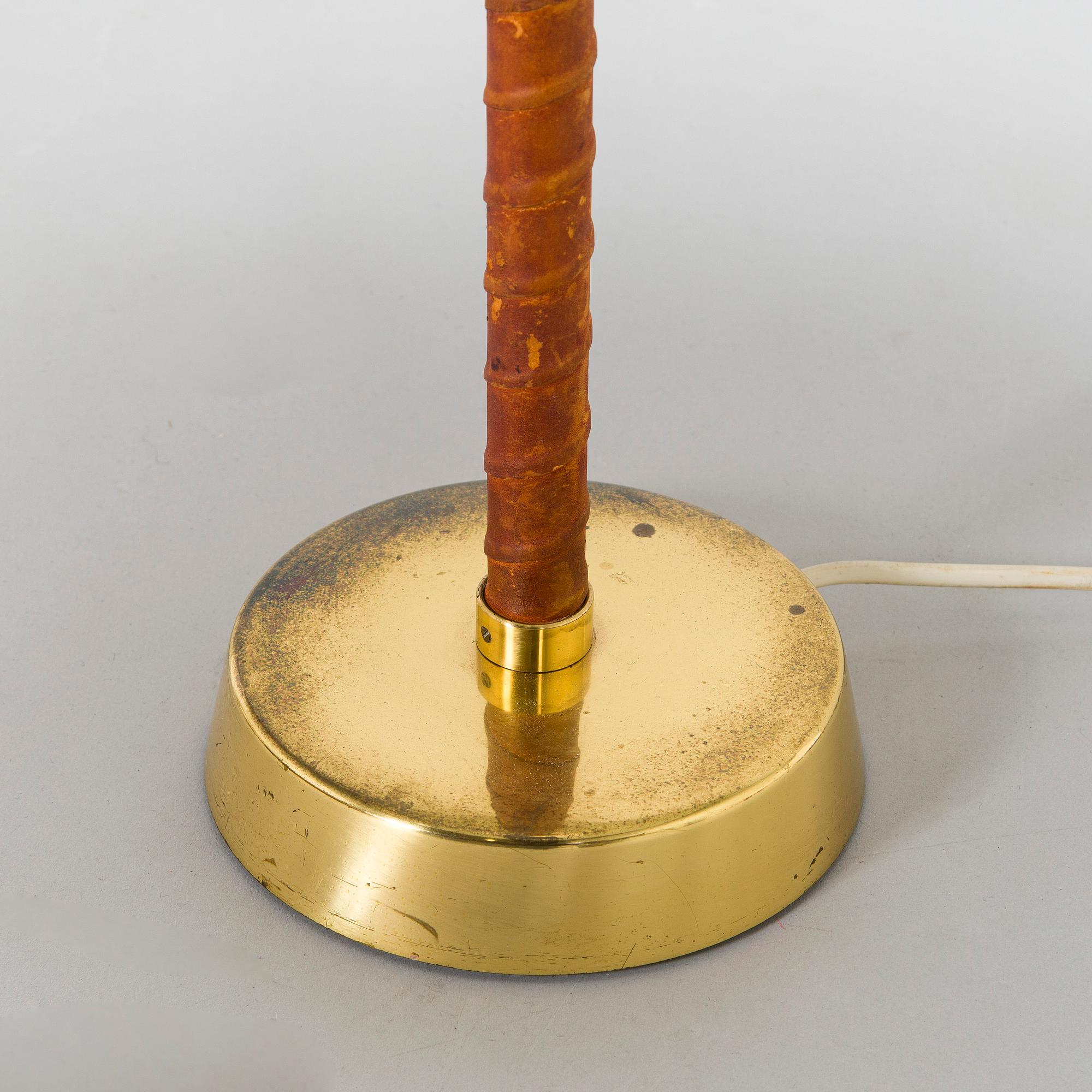 Lisa Johansson-Pape, bordslampa, Stockmann Orno, 1900-talets mitt.