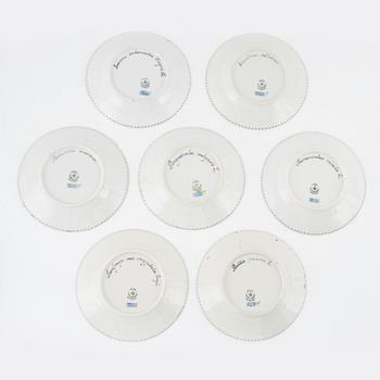 15 pieces of "Flora Danica (Hausmålerai) porcelain, Royal Copenhagen, Denmark.