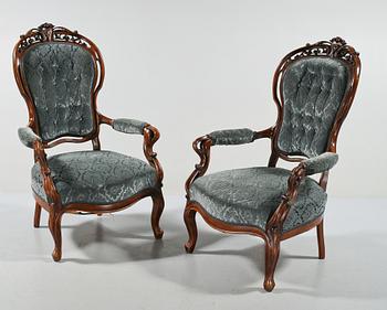 KARMSTOLAR, ett par, nyrokoko, sent 1800-tal.