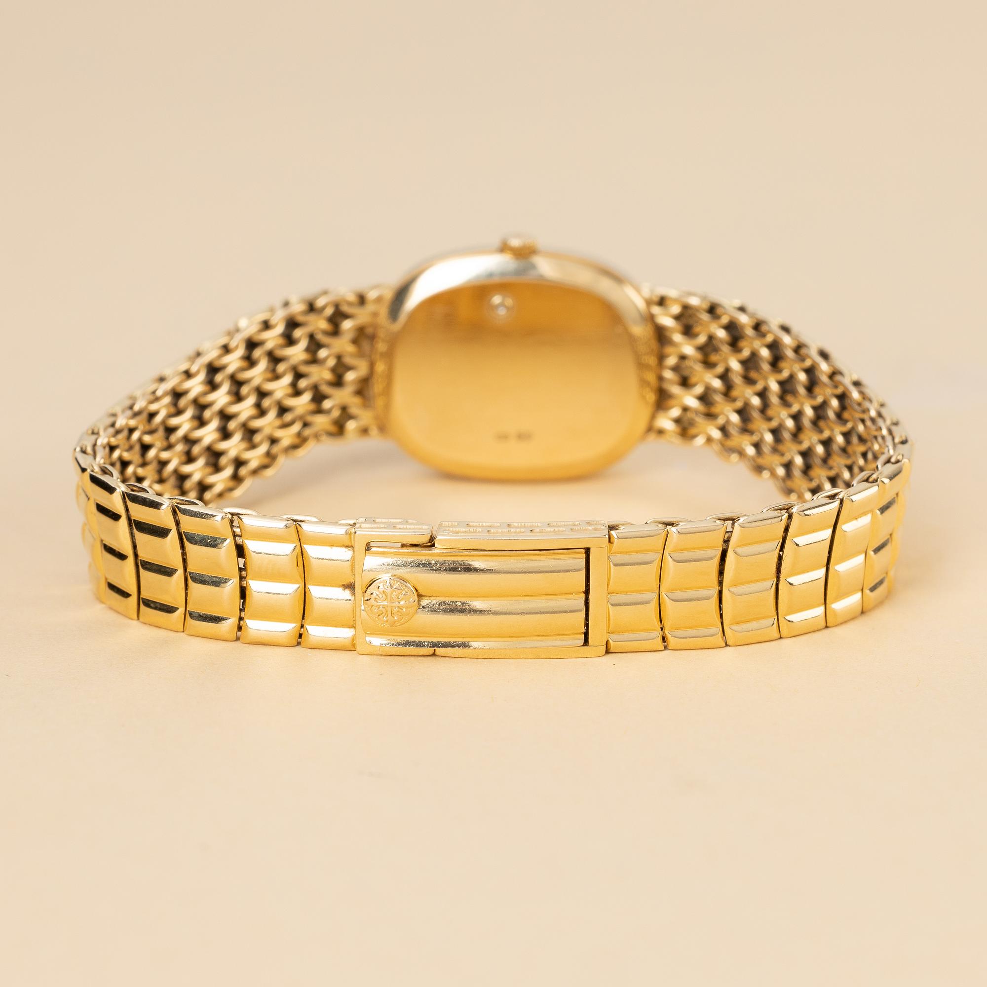 Patek Philippe, Golden Ellipse, “Lobster Bracelet”, ca 1990.