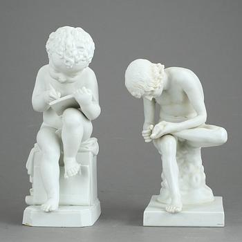 FIGURINER, 2 st, parian, omkring sekelskiftet 1900.