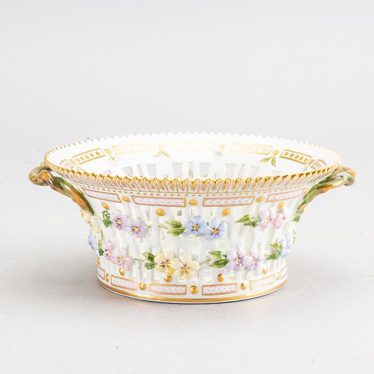 ROYAL COPENHAGEN, a "Flora Danica" porcelain bowl.