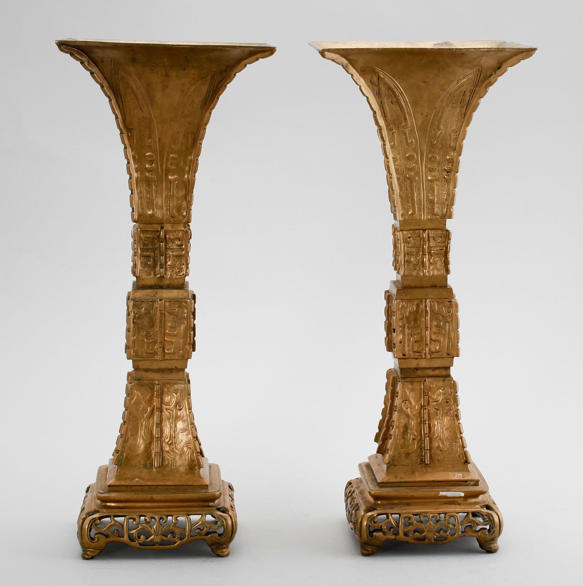 VASER, 1 par, brons, Kina, 1800-/1900-tal.