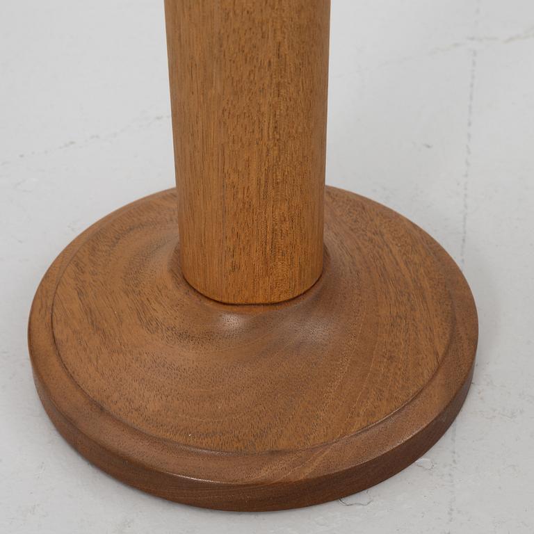 Carl Malmsten, a table lamp.