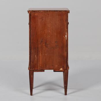 SÄNGBORD, 1800-talets första hälft.