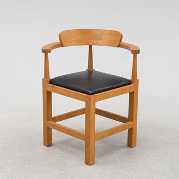 Torbjörn Ahlström, an oak chair.