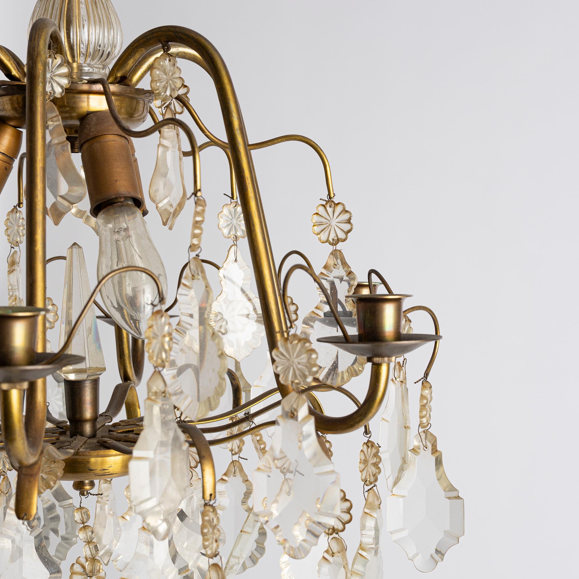 Ljuskrona, rokokostil, 1900-talets första hälft.