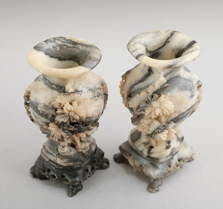 VASER, 1 par, soapstone, Kina, 1800-/1900-tal.