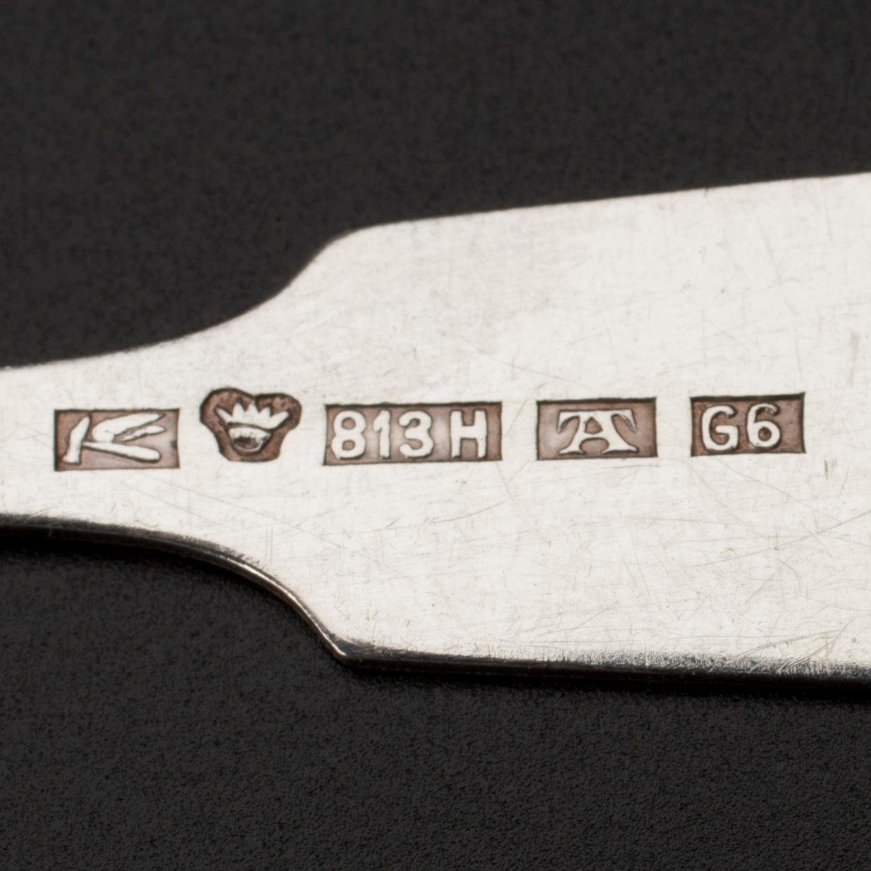 TESKEDAR, silver, Mussla-modell, Finska Guldsmeds AB, Åbo 1936. Vikt 130 g.