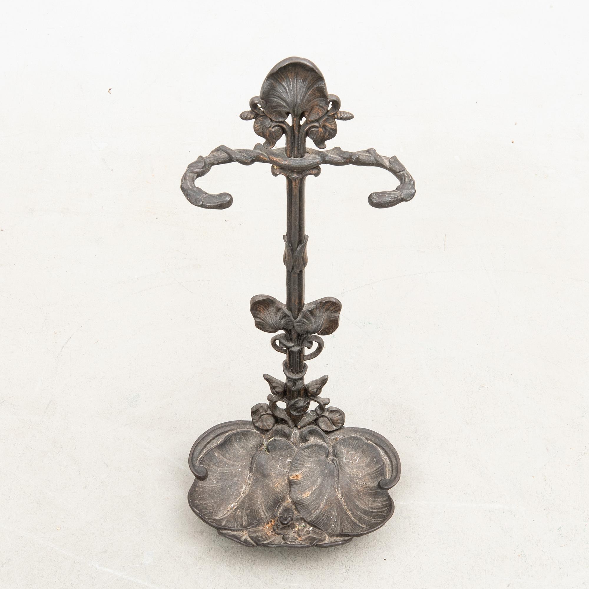 Umbrella stand, 20th century, cast iron.