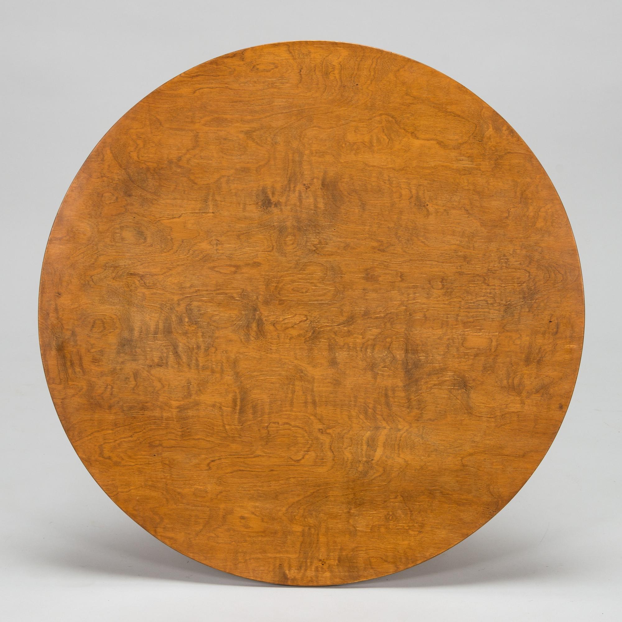 Gunnel Nyman, a 1940s coffee table for Ab Boman Ab.