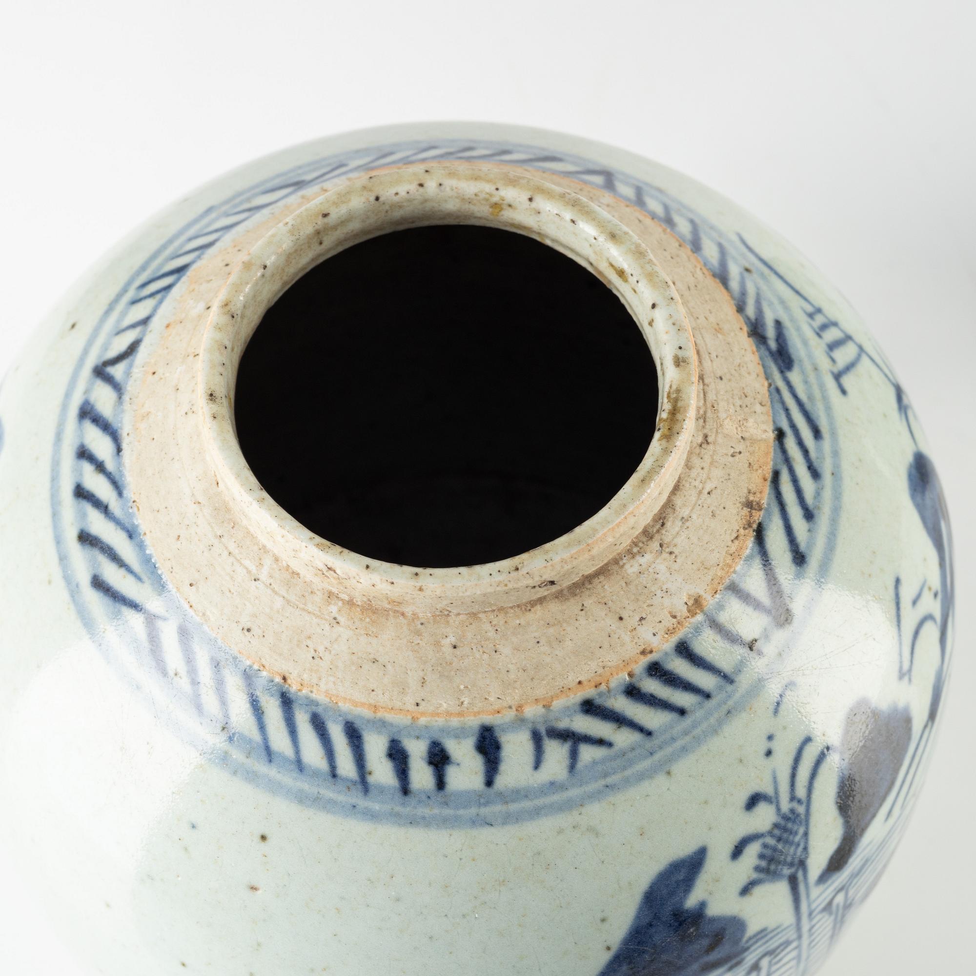 Two blue and white urns and a Canton box with cover, China, 19th century.