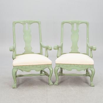 KARMSTOLAR, ett par, barockstil. 1900-tal.